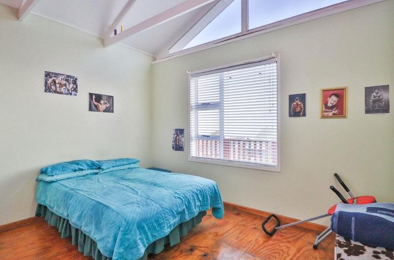 4 Bedroom Property for Sale in Heiderand Western Cape